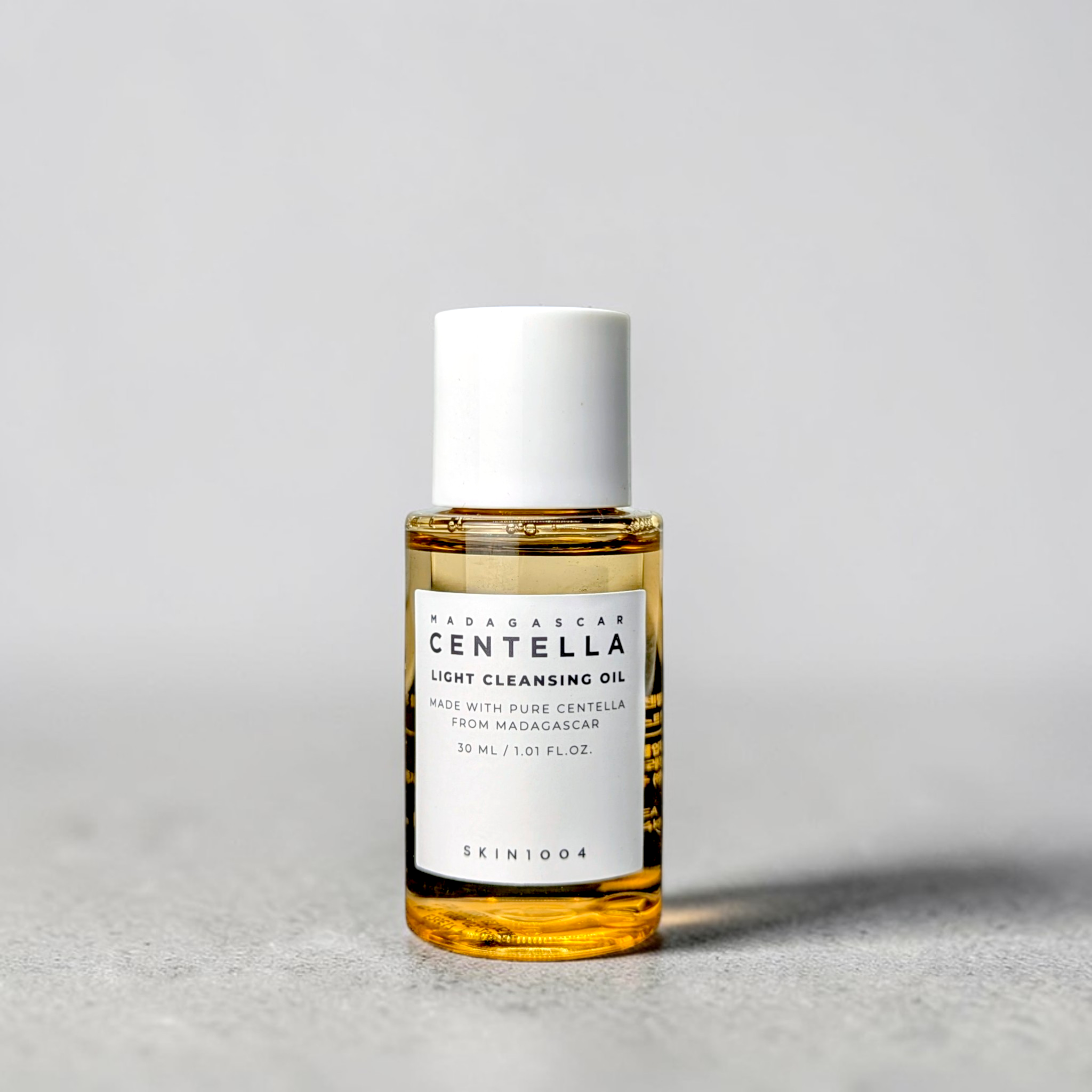 SKIN1004 Madagascar Centella Light Cleansing Oil (30ml)